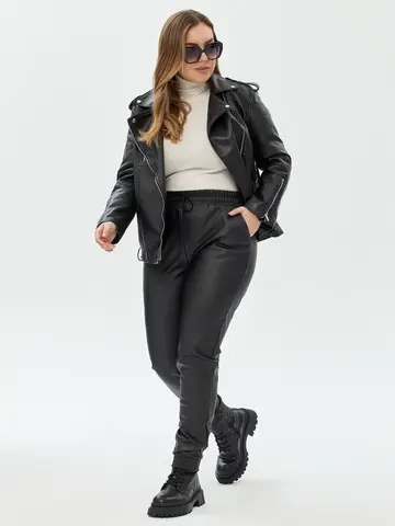 Фотосъёмка «джоггеры» с моделью Дарья | Plus Size — кадр 12