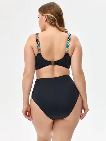 Фотосъёмка «купальники» с моделью Дарья | Plus Size — кадр 6