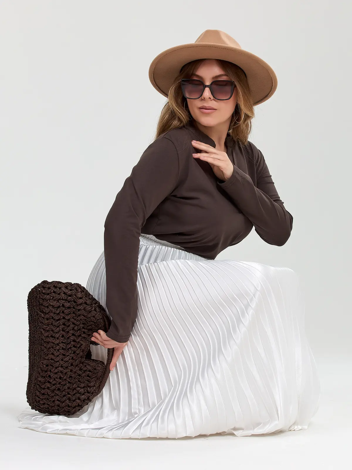 Фотосъёмка «лонгсливы» с моделью Дарья | Plus Size — кадр 9