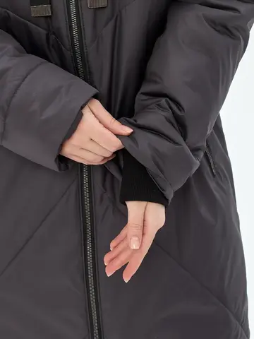 Фотосъёмка «пальто и блузки» с моделью Дарья | Plus Size — кадр 6