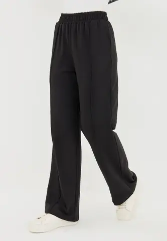 Костюмы: съёмка для маркетплейсов, модель Диана К — кадр 37