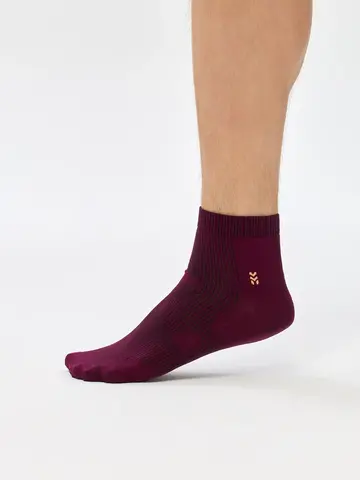 Носки бордовые — кадр 10 из 15