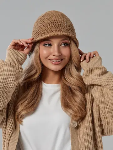 Фотосъёмка «шапки» с моделью Юлия — кадр 15